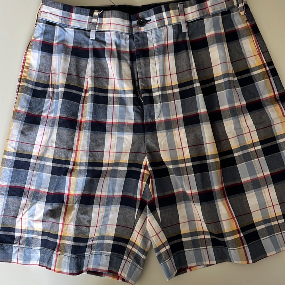 Nautica Rigger navy blue white red yellow plaid shorts size 34
